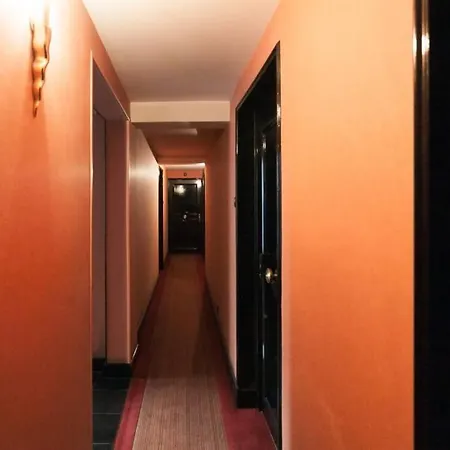 Apartment In The Center Of Capucines