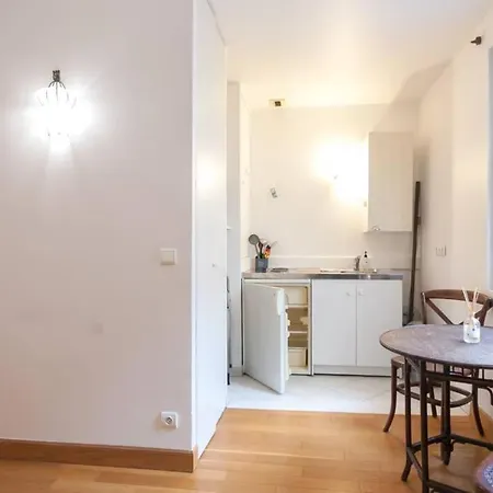 Nice Studio In The Center Of Capucines Paris