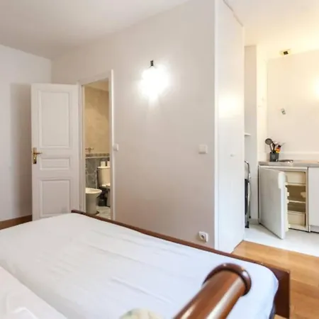 Apartment Nice Studio In The Center Of Capucines Paris